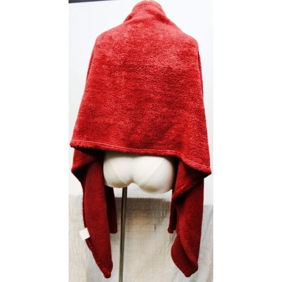 Red Sherpa Wrap Shawl Pockets Warm Winter Comfortable Long Thick Fluffy Scarf - Picture 6 of 8